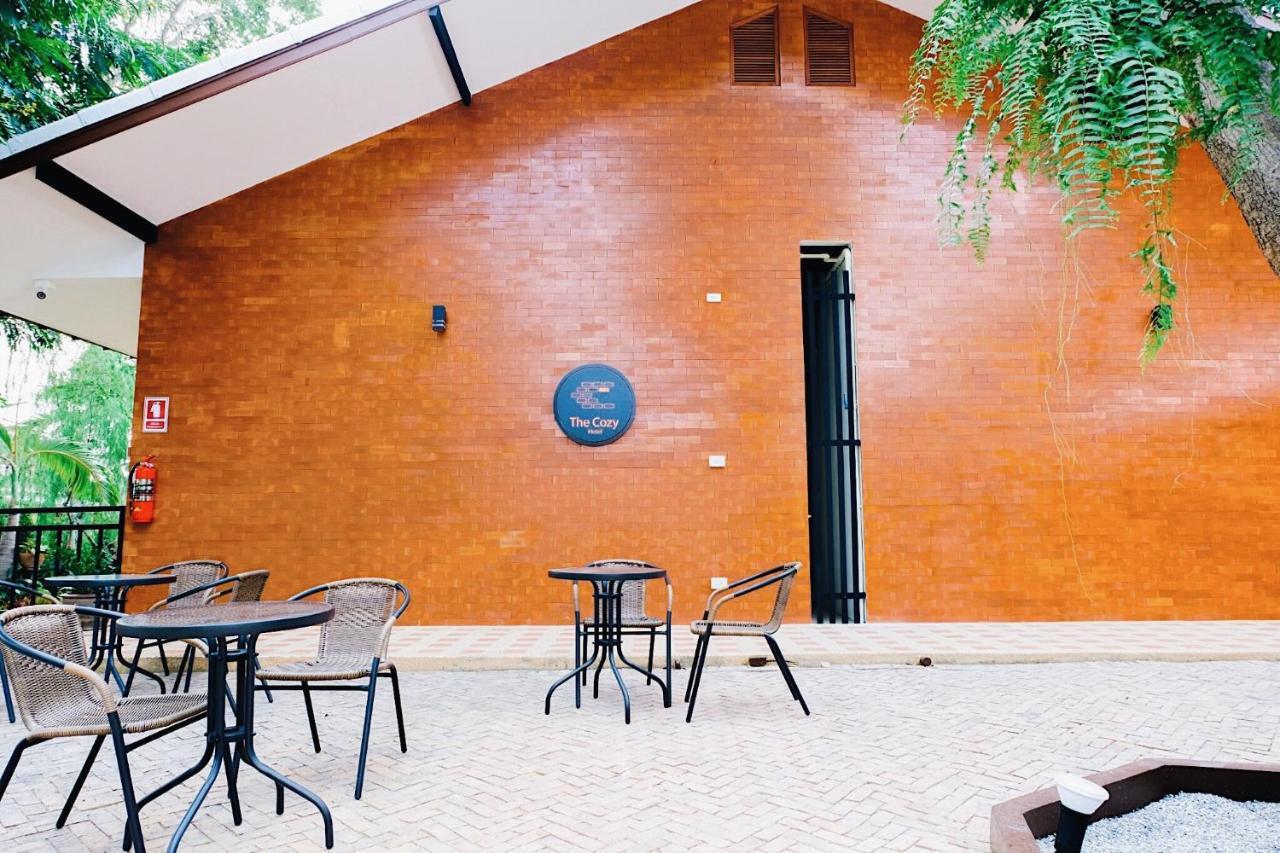 The Cozy Hotel Phetchaburi Luaran gambar