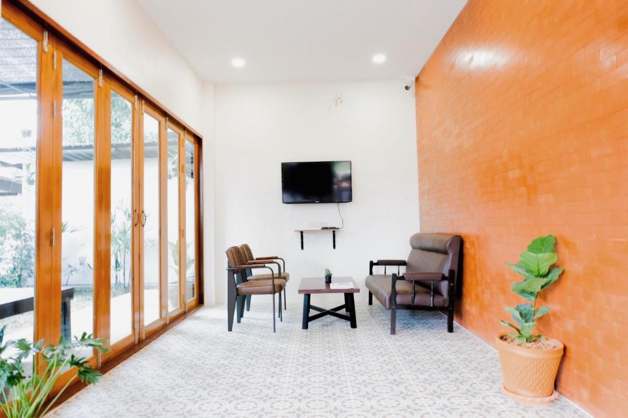 The Cozy Hotel Phetchaburi Luaran gambar